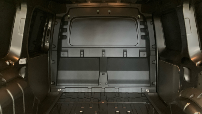 Volkswagen Caddy Cargo C20 Diesel 2.0 TDI 102 Commerce Plus Van [Assistance] - Image 20